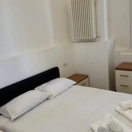 Carrassi Con Parcheggio Privato Casa de Férias Bari